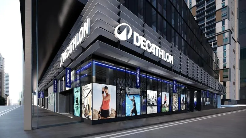 Ile zarabia sprzedawca w Decathlonie? Sprawdź aktualne wynagrodzenia!