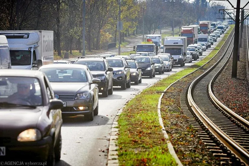 Jak obliczyć podatek od kupna auta? Wszystko, co musisz wiedzieć
